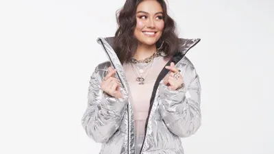 Kata Agnez Mo Soal Isu Dirinya Hijrah Jadi Mualaf, Begini Postingannya di Facebook!