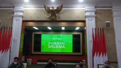 Forkopimda Kota Bogor saat memberikan keterangan resmi kepada awak media, di ruang rapat Paseban Sri Bima Balaikota Bogor