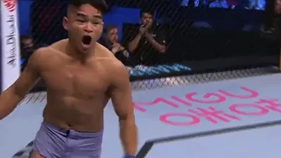 Jeka Saragih lolos final Road to UFC.
