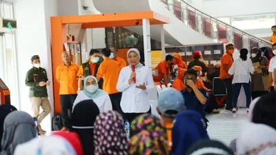 Menaker Ida Fauziyah