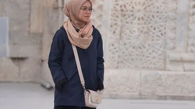 Kuasa hukum Rizky Billar sebut Lesti Kejora telah melanggar KUHP karena pergi Umroh saat laporan sedang berjalan.