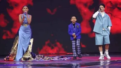 Penyayi cilik Farel Prayoga meriahkan acara penutupan HUT MNC Group ke-33 duet dengan Weird Genius.