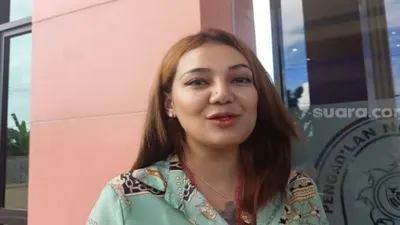 Mantan Sahabat Polisi Tengku Zanzabella membuat pernyataan terkait kabar Daniel Mananta mualaf