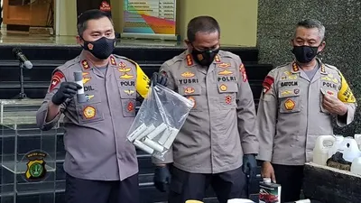 Kapolda Metro Jaya Irjen Pol Fadil Imran (kiri)/ayojakarta/fichri hakiim