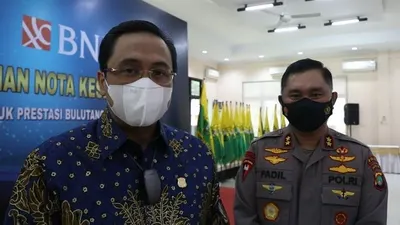 Ketua Umum PP PBSI Agung Firman Sampurna (kiri) dan Sekretaris Jenderal PP PBSI Muhammad Fadil Imran (kanan) /PBSI