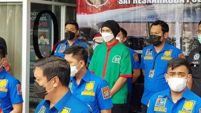 Polisi Amankan 30 Gram Ganja dari Tangan Anji, Ini Hukumannya!