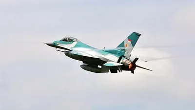 Pesawat tempur T-50i Golden Eagle milik TNI AU jatuh di Desa Nginggil, Kecamatan Kradenan, Kabupaten Blora, Jawa Tengah.