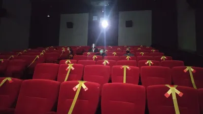 Wakil Wali Kota Bogor saat meninjau protokol kesehatan di Bioskop Mal Ekalokasari Kota Bogor. (Yogi Faisal)