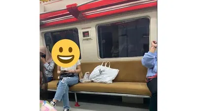 Viral! Penumpang KRL Solo-Jogja 'Ngetag' Kursi untuk Temannya, Ini yang Harus Kamu Perhatikan Saat Naik KRL