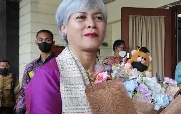 Irma Hutabarat ungkap Brigadir J seharusnya menggelar pernikahan usai wisuda Universitas Terbuka, Selasa 23 Agustus 2022.
