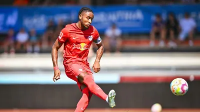 Demi Rangkul Christopher Nkunku, PSG Siap Bersaing Dengan Chelsea