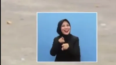 Aksi Mbak Penerjemah Bahasa Isyarat