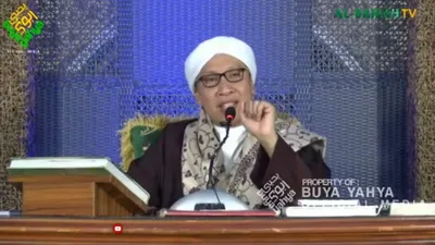 Hukum Orang yang Terlambat Sholat, Akankah Berdosa? Simak Penjelasan Buya Yahya Ini