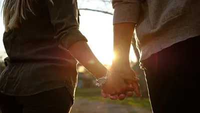 Ramalan Cinta Zodiak Minggu Ini 12-18 September 2022: Taurus Fokus Wujudkan Mimpi, Sagitarius Saatnya Melepas