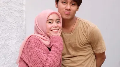 Isu Peselingkuhan jadi Pemicu Rizky Billar Lakukan KDRT ke Lesti Kejora, Ramalan Mbak You Terbukti?)