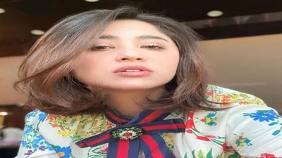Dewi Persik turut menanggapi laporan KDRT yang dicabut Lesti Kejora/ Instagram @dewiperssik9