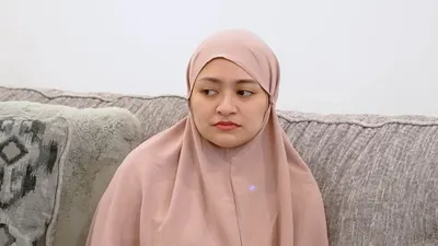 Mantan teman hidup komendian Sule, Nathalie Holscher, sempat curhat mengenai lika-liku hidup yang telah dilaluinya.