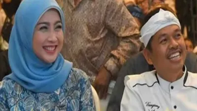 Kang Dedi Mulyadi Mulai Berani Lirik Desy Ratnasari?