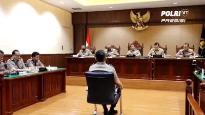 Ferdy Sambo saat menjalani sidang etik.