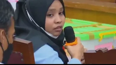 Susi ART Sambo saat memberikan kesaksian di pengadilan