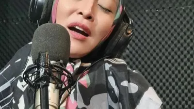 Angelina Sondakh.