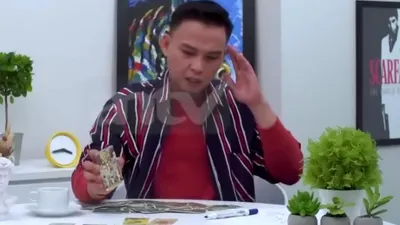 Artis Inisial R Diramalkan Akan Mengalami Kecelakaan, Terungkap Ciri-Cirinya