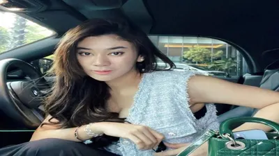 Diisukan Jadi Simpanan Pejabat, Sahabat Sendiri Unggah Bukti Clara Shinta Check In Hotel dengan Si &lsquo;Om&rsquo;  Sumber: instagram @andy_trac