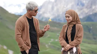 Viral Video Detik-detik Rizky Billar Lempar Bola Biliar Ke Lesti Kejora Begini Kronologinya