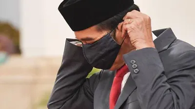 Jokowi Kembali Ingatkan Warga Pakai Masker di Dalam dan di Luar Ruangan