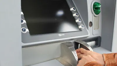 Ilustrasi mesin ATM.