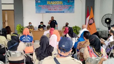 Pemerintah Kota Jakarta Timur menyiapkan sebanyak 200 anggota Taruna Siaga Bencana (Tagana). Mereka disiagakan untuk penanggulangan bencana yang terjadi saat musim hujan seperti saat ini.