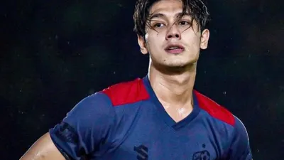 Usai isu perselingkuhan dalam rumah tangga dengan Lesti, kini Rizky Billar disebut pernah menjadi 'piala bergilir'.