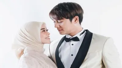 Rizky Billiar bersama Lesti Kejora