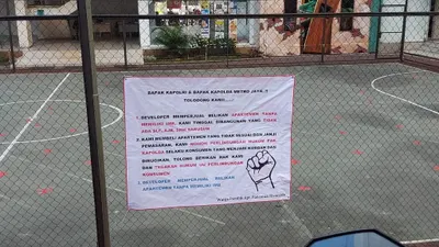Bentuk protes konsumen kepada pengembang di Jakarta Selatan (Jaksel).