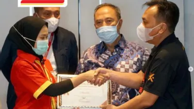 Amelia, Pegawai Alfamart yang Viral soal Video Cokelat Kini Naik Jabatan