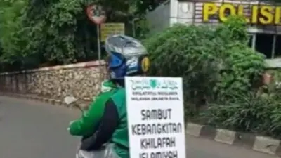 Setelah Viral Konvoi Khilafah di Cawang, Polisi Tangkap Pemimpin Khilafatul Muslimin di Lampung