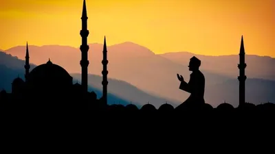 Ilustrasi khutbah Jumat singkat dan terbaru yang bisa membuat jamaah menangis tentang berbakti kepada orang tua.