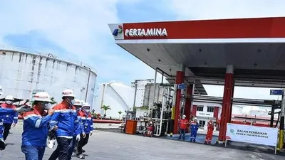 Ilustrasi, PT Pertamina (Persero) resmi menurunkan harga Bahan Bakar Minyak (BBM) Pertamax mulai 1 Oktober 2022, tak terkecuali DKI Jakarta.