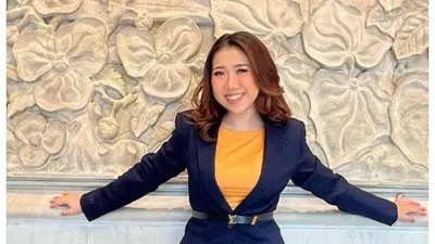Usai me-roasting pasangan Lesti Kejora dan Rizky Billar, Kiky Saputri 'bungkamkan' Leslar garis keras dengan uang.