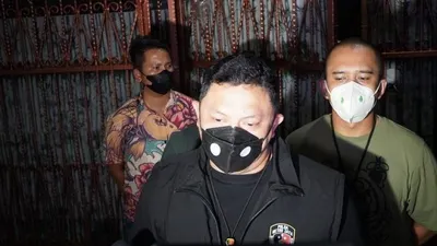 Dirkrimum Polda Metro Jaya Kombes Pol Hengki Haryadi beri keterangan.