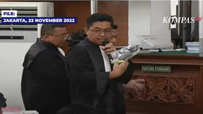 Kejujuran Adzan Romer Saat Diperlihatkan Pistol HS yang Dibawa Ferdy Sambo Tuai Komentar Netizen: Ya Allah...