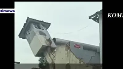 pos penjagaan Lapasa Kelas IIB cianjur roboh akibat gempa susulan