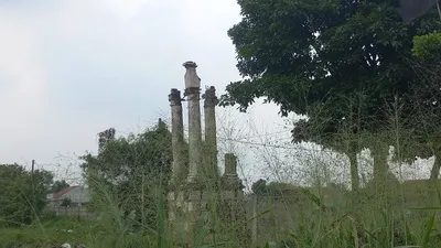 Kondisi Tugu Lonceng saat ini memprihatinkan. Peninggalan sejarah itu terlihat seperti bangunan terbengkalai. Tidak mencerminkan situs yang masuk cagar budaya.