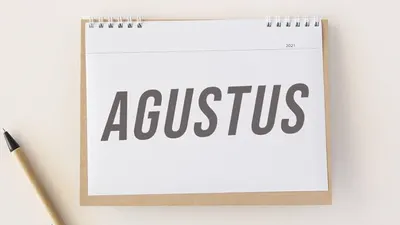 Bulan Agustus 2022