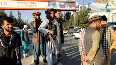 Sejumlah pasukan Taliban, beberapa hari setelah berhasil menggulingkan pemerintahan Afganistan