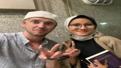 Viral Warganet Cerita Ketemu Tom Felton “Draco” Harry Potter, Pakai topi Terbalik Dikira Pakai Peci dan Mualaf