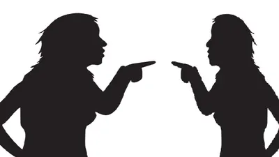 Ilustrasi cekcok antar dua perempuan.