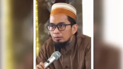 Ingin Rezeki Lancar dan Berkah? Ustadz Adi Hidayat: Amalkan Doa Ini Setiap Jumat!