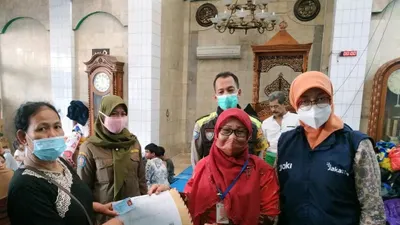 Distribusi dokumen kependudukan yang terbakar untuk warga Koja/dok: Kominfotik Jakut