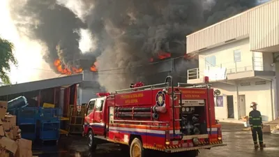 Kebakaran JNE Pekapuran, Depok.